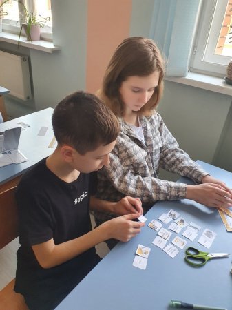  6      "Stop fraud! Find out how to protect your money from fraudsters!